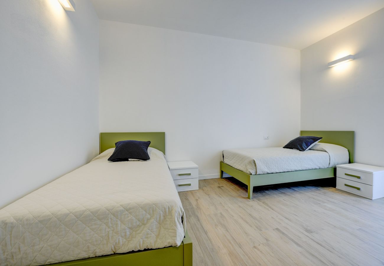 Apartment in Toscolano-Maderno - Maison Bellini 4 with pool and near to the lake