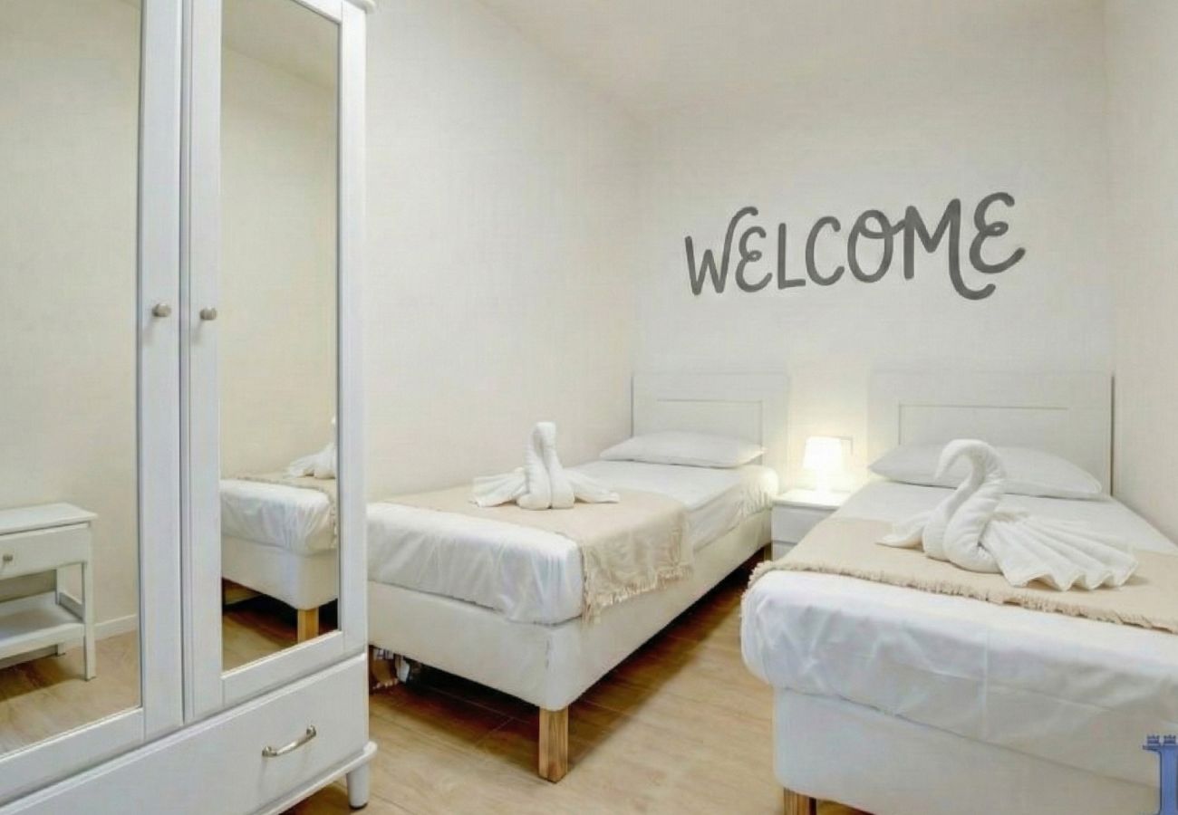 Apartment in Desenzano del Garda - Desenzanoloft Apa Dom 