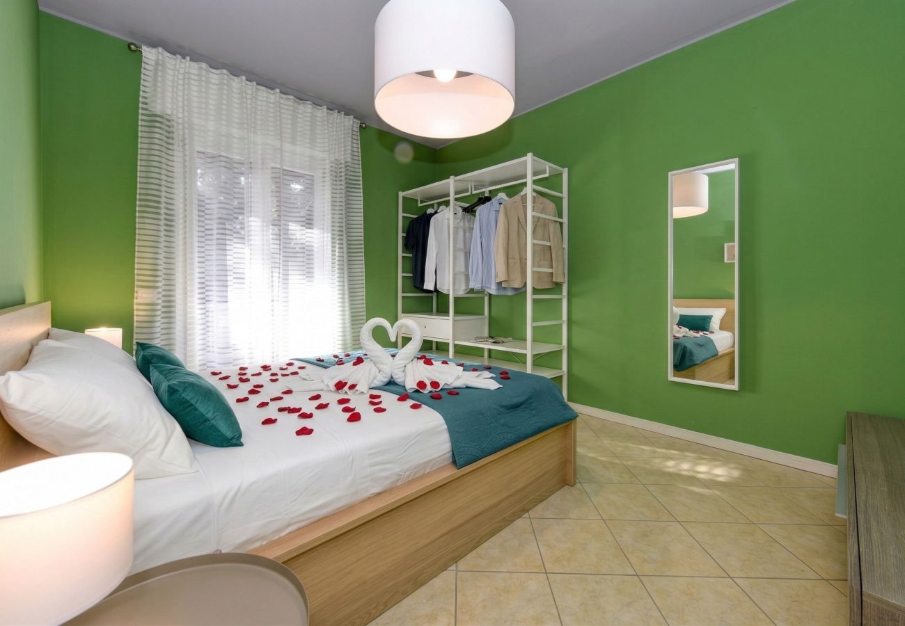 Apartment in Desenzano del Garda - DesenzanoLoft Green Family  Apartment 