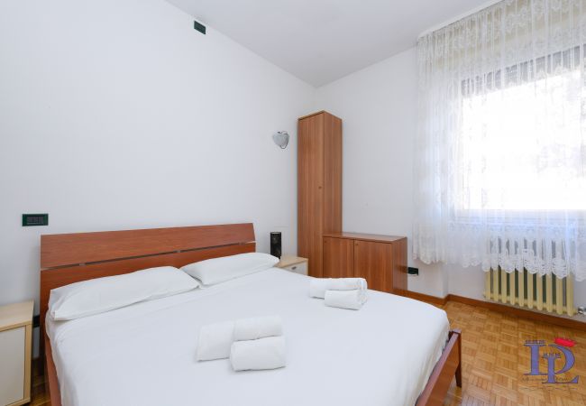 Apartment in Desenzano del Garda - Desenzanoloft : CHARMING ON THE LAKE (CIR 017067-CNI-00580) 