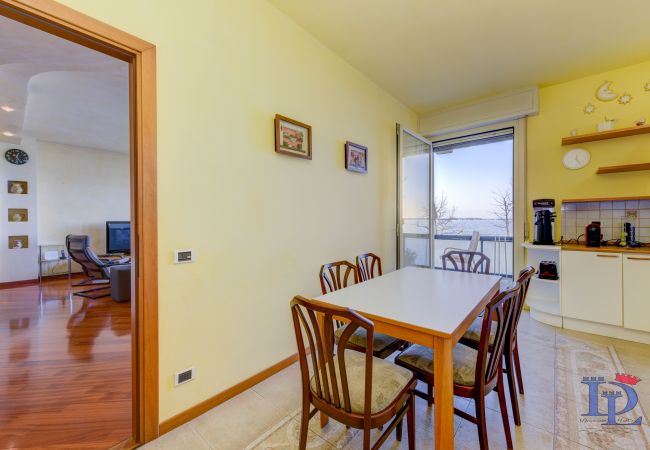 Apartment in Desenzano del Garda - Desenzanoloft : CHARMING ON THE LAKE (CIR 017067-CNI-00580) 