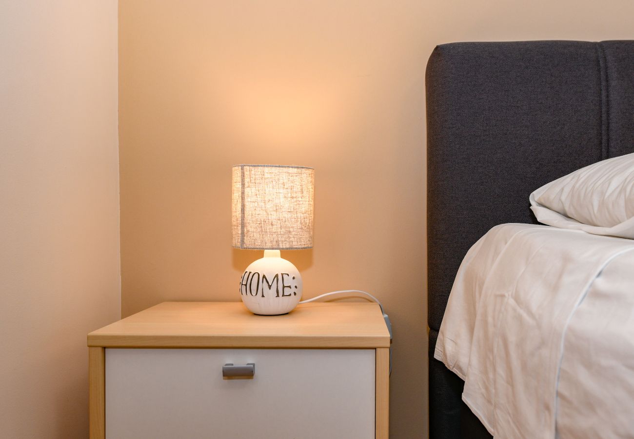 Apartment in Desenzano del Garda - Desenzanoloft CHARMING ON THE LAKE 