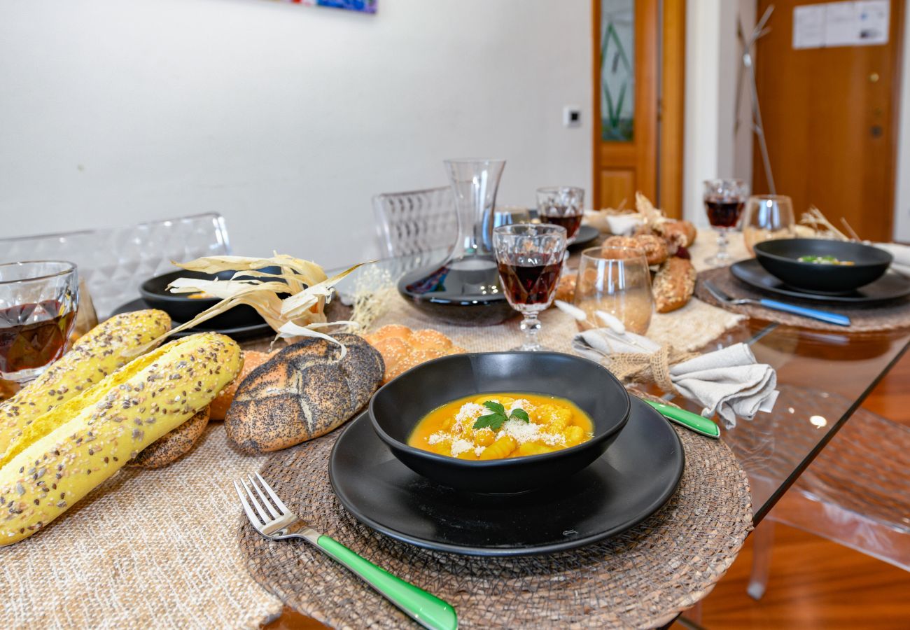 Apartment in Desenzano del Garda - Desenzanoloft CHARMING ON THE LAKE 