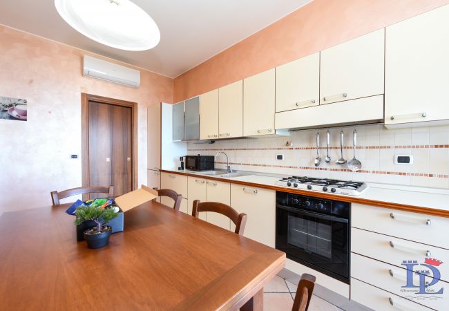 Apartment in Desenzano del Garda - Desenzanoloft - Splendido (CIR 017067-CNI-00580)