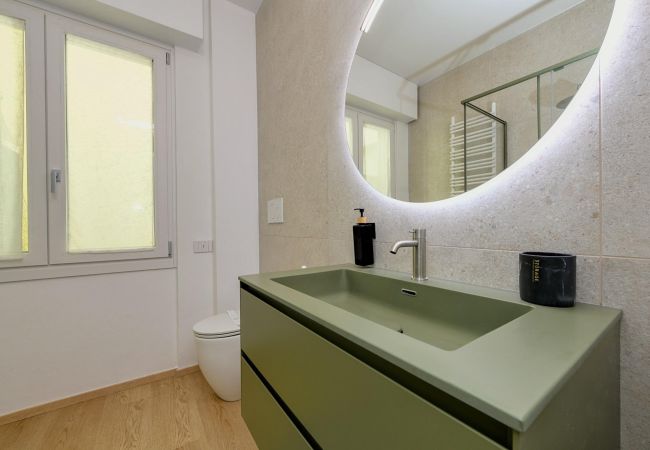 Apartment in Desenzano del Garda - DesenzanoLoft - The Lake Giant Apartment in Desenzano del Garda - DesenzanoLoft - The Lake Giant