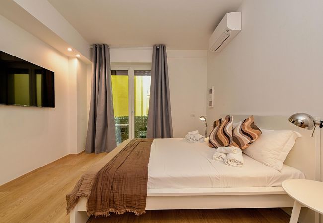 Apartment in Desenzano del Garda - DesenzanoLoft - The Lake Giant Apartment in Desenzano del Garda - DesenzanoLoft - The Lake Giant