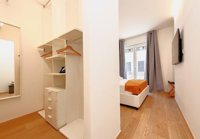 Apartment in Desenzano del Garda - DesenzanoLoft - The Lake Giant Apartment in Desenzano del Garda - DesenzanoLoft - The Lake Giant