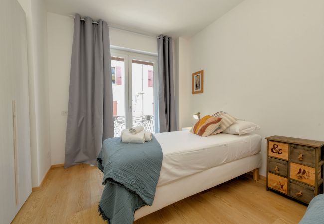 Apartment in Desenzano del Garda - DesenzanoLoft - The Lake Giant Apartment in Desenzano del Garda - DesenzanoLoft - The Lake Giant