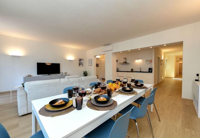 Apartment in Desenzano del Garda - DesenzanoLoft - The Lake Giant Apartment in Desenzano del Garda - DesenzanoLoft - The Lake Giant