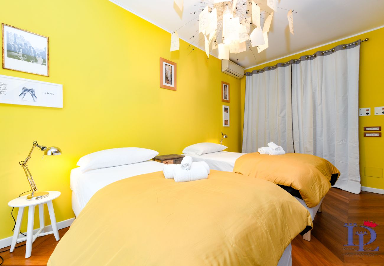 Apartment in Desenzano del Garda - Desenzanoloft Il Gigante del Lago 