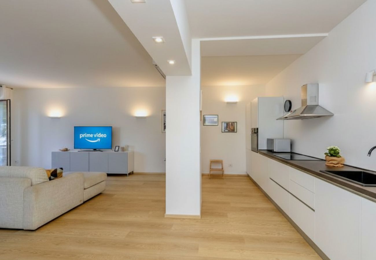 Apartment in Desenzano del Garda - DesenzanoLoft - The Lake Giant