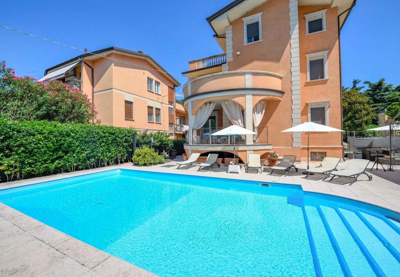 Villa in Desenzano del Garda - Desenzanoloft Villa Bugatti