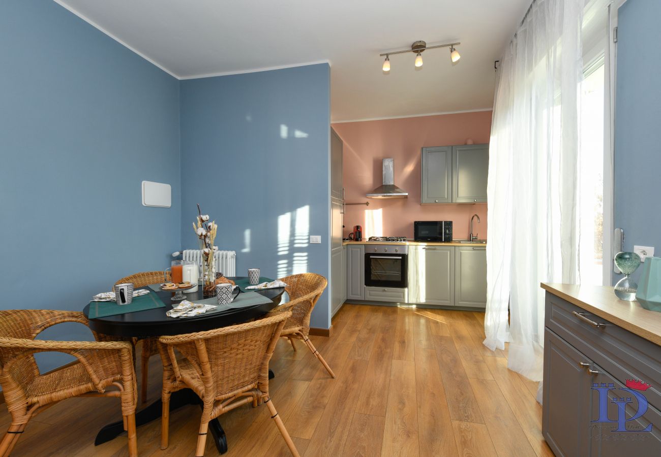 Apartament w Desenzano del Garda - Desenzanoloft Smile on the Lake