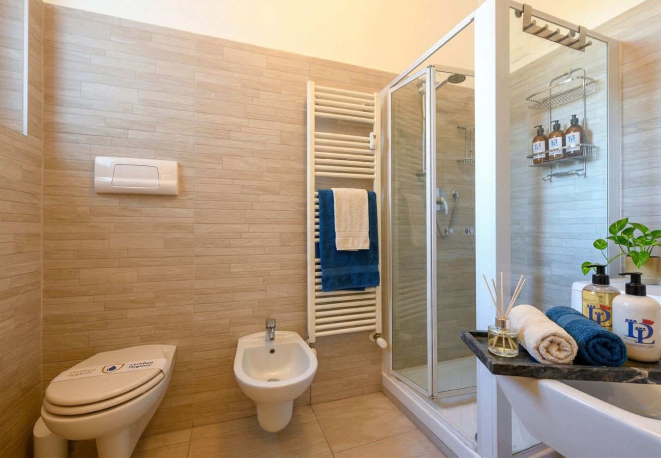 Apartament w Desenzano del Garda - Desenzanoloft Smile on the Lake