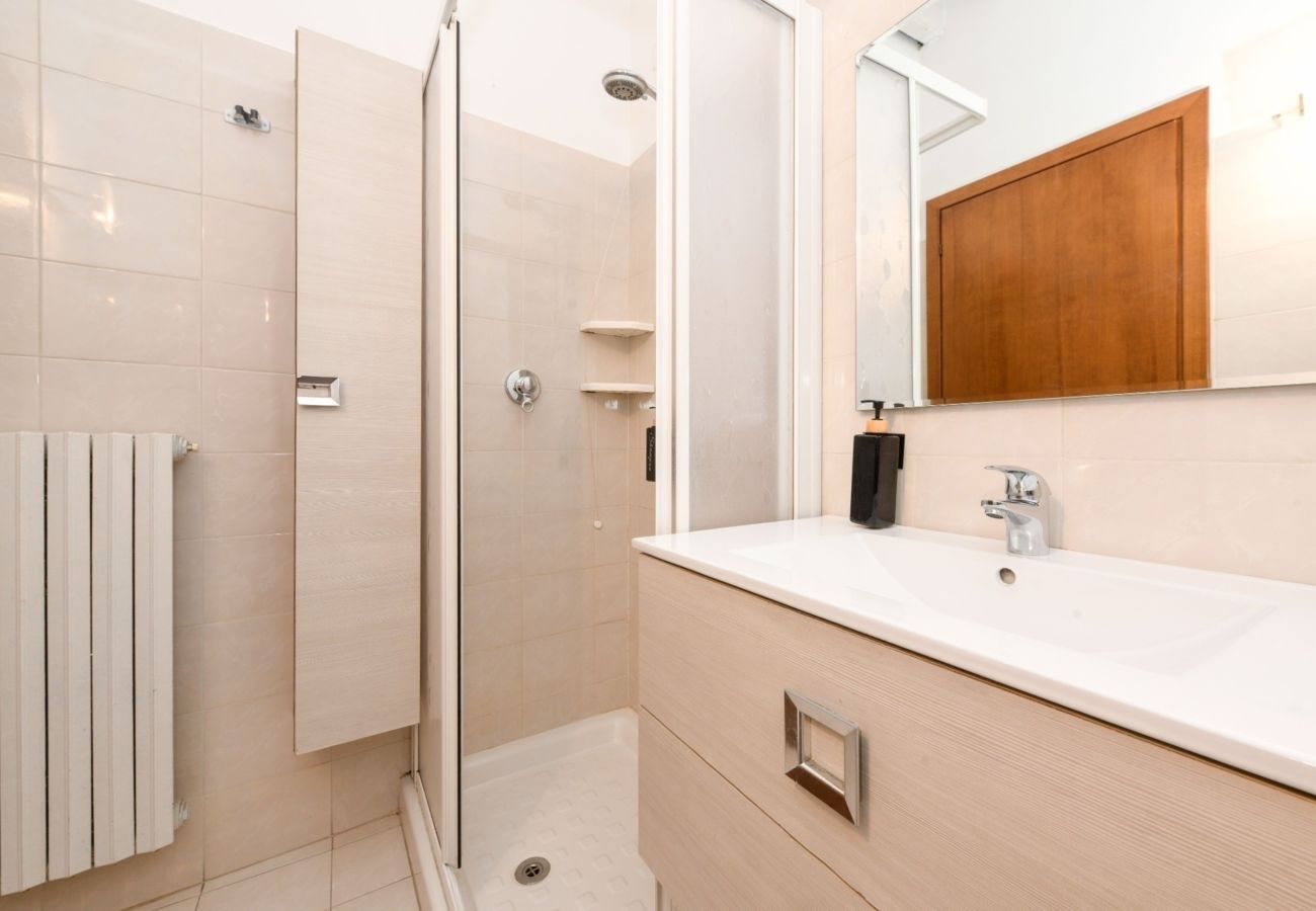 Apartament w Desenzano del Garda - DesenzanoLoft Le Petit Bijou – Odnowa 2025 – Centrum