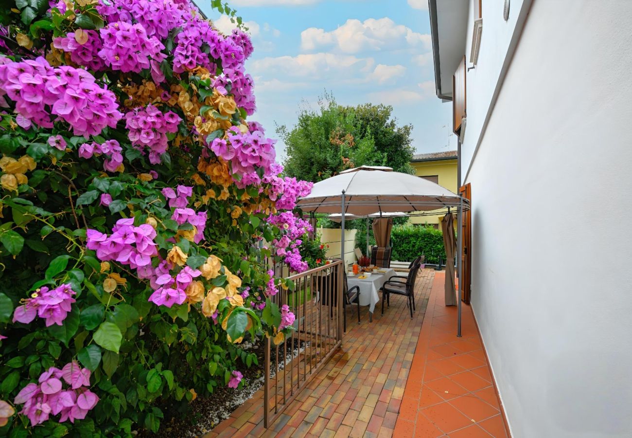 Apartament w Desenzano del Garda - Desenzanoloft Garden and Pool