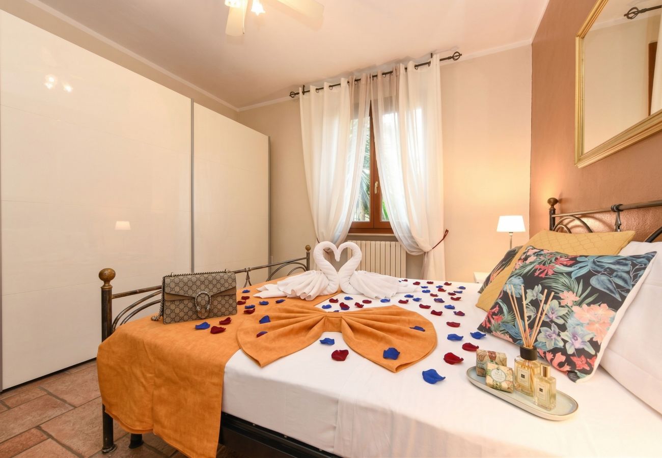 Apartament w Desenzano del Garda - Desenzanoloft Garden and Pool