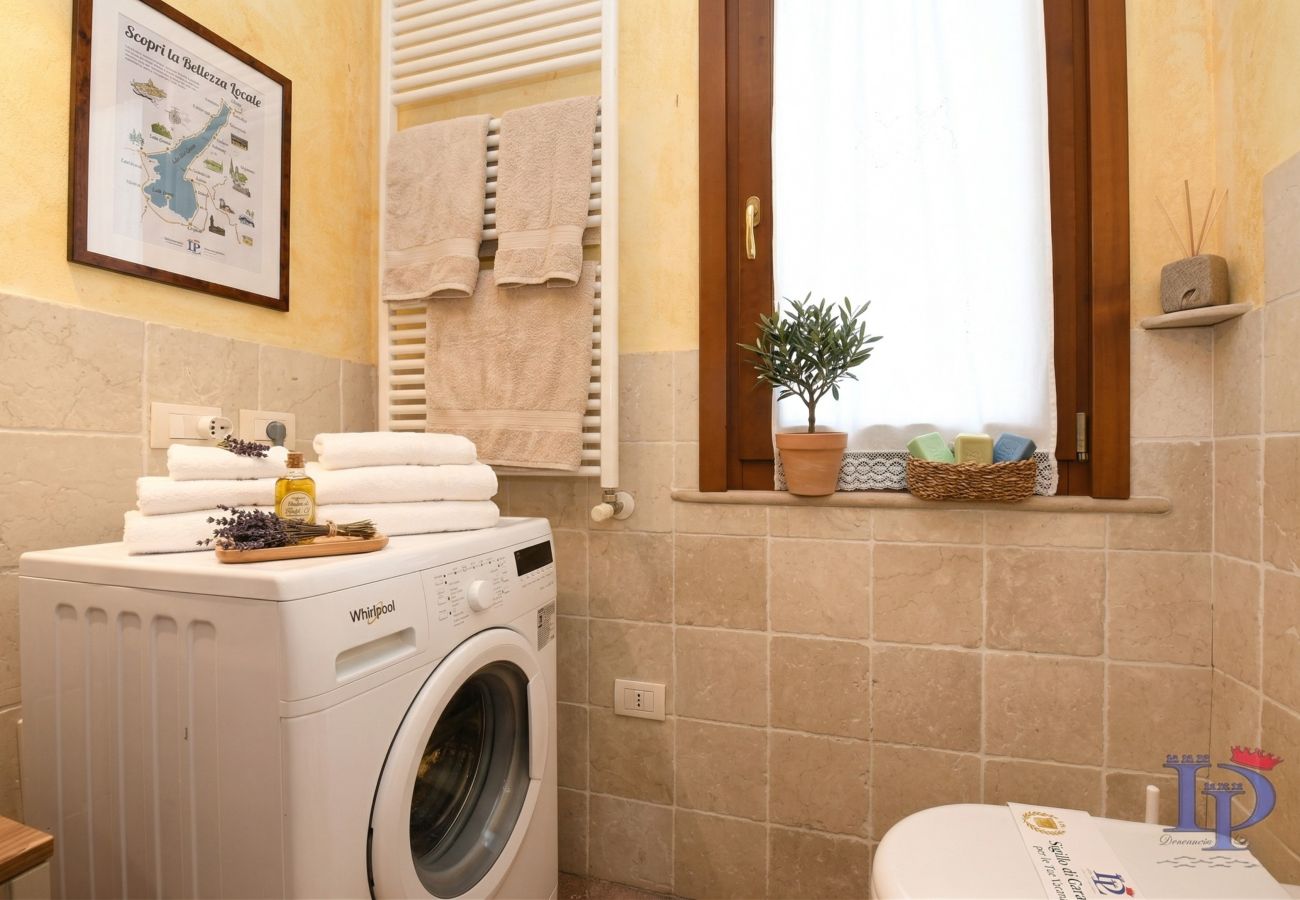 Apartament w Desenzano del Garda - Desenzanoloft Garden and Pool