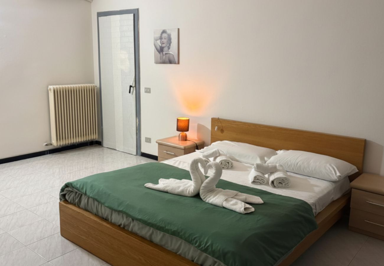 Apartament w Desenzano del Garda - Desenzanoloft BARDOLINO 2