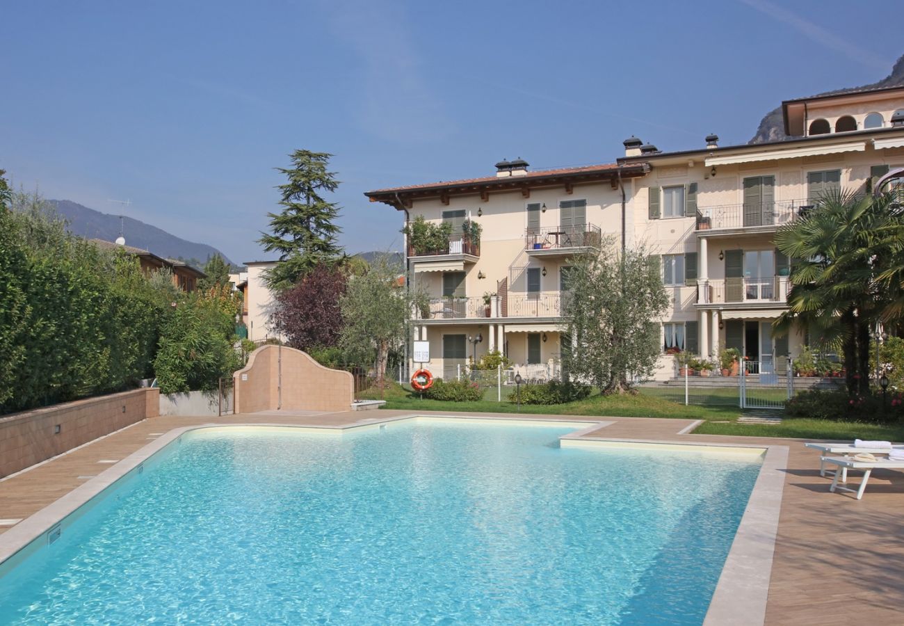 Apartament w Salò - Il cedro, elegante appartamento a due passi dal centro storico di Salò