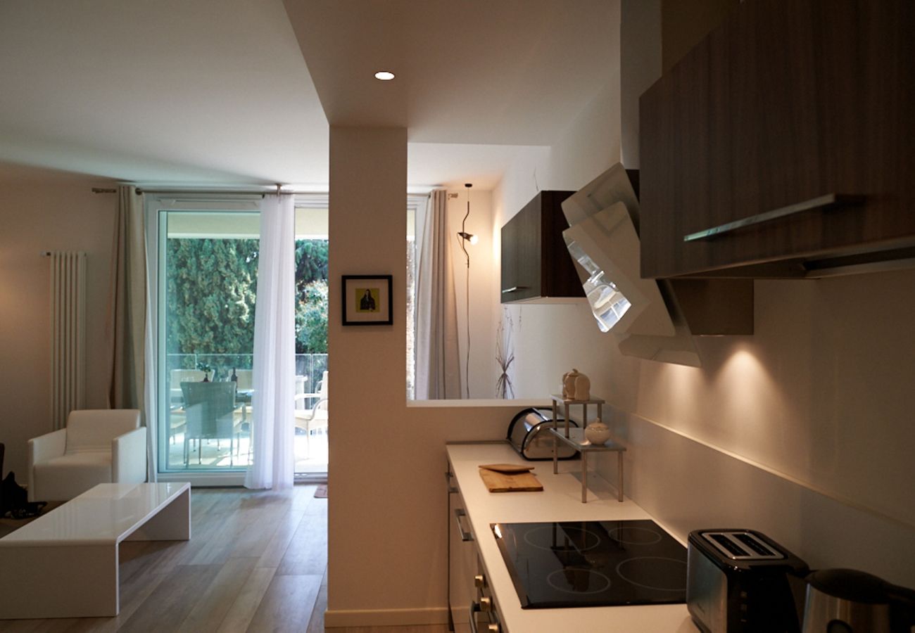 Apartament w Gardone Riviera - Minnie - spazioso appartamento a Gardone Riviera