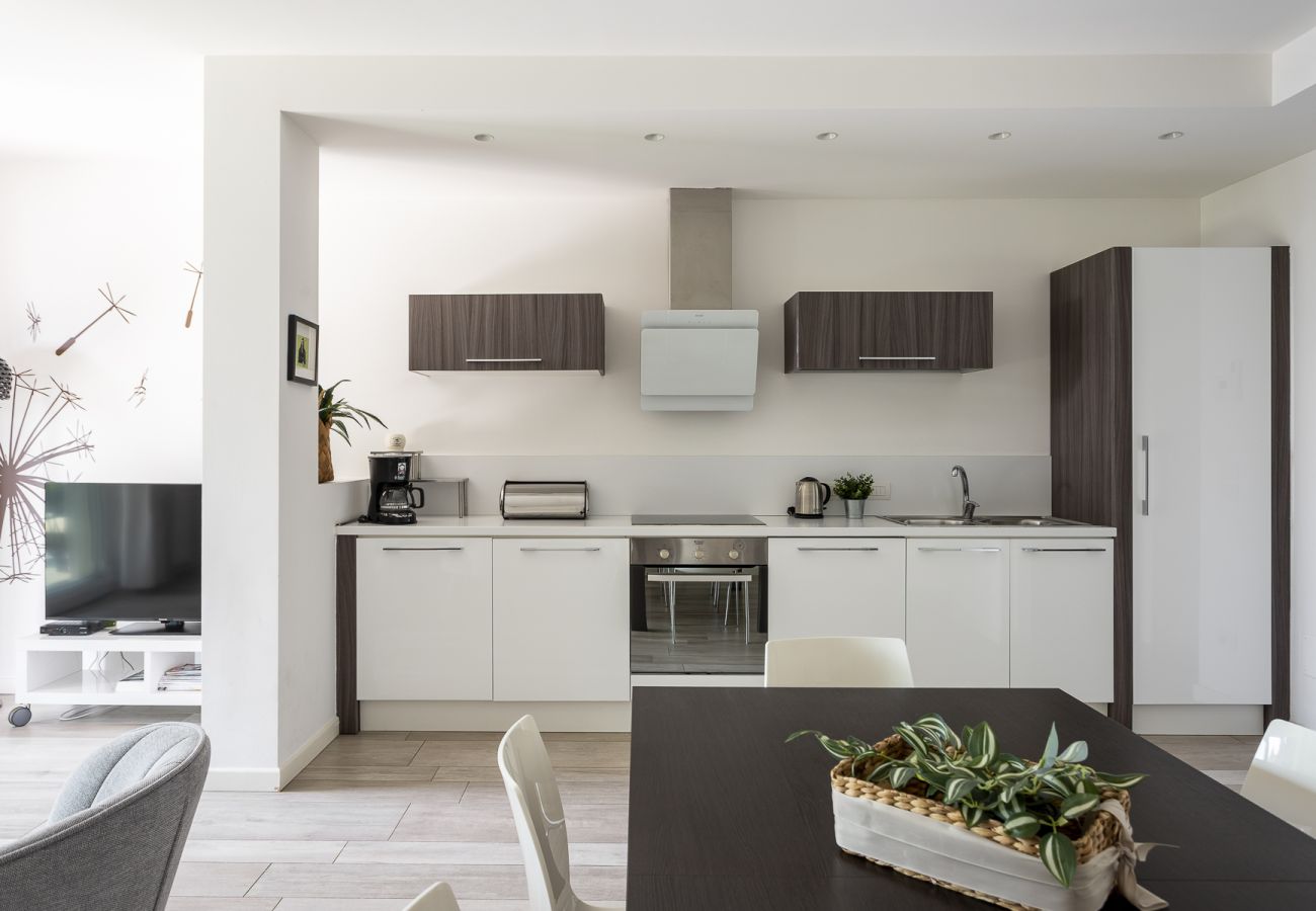 Apartament w Gardone Riviera - Minnie - spazioso appartamento a Gardone Riviera