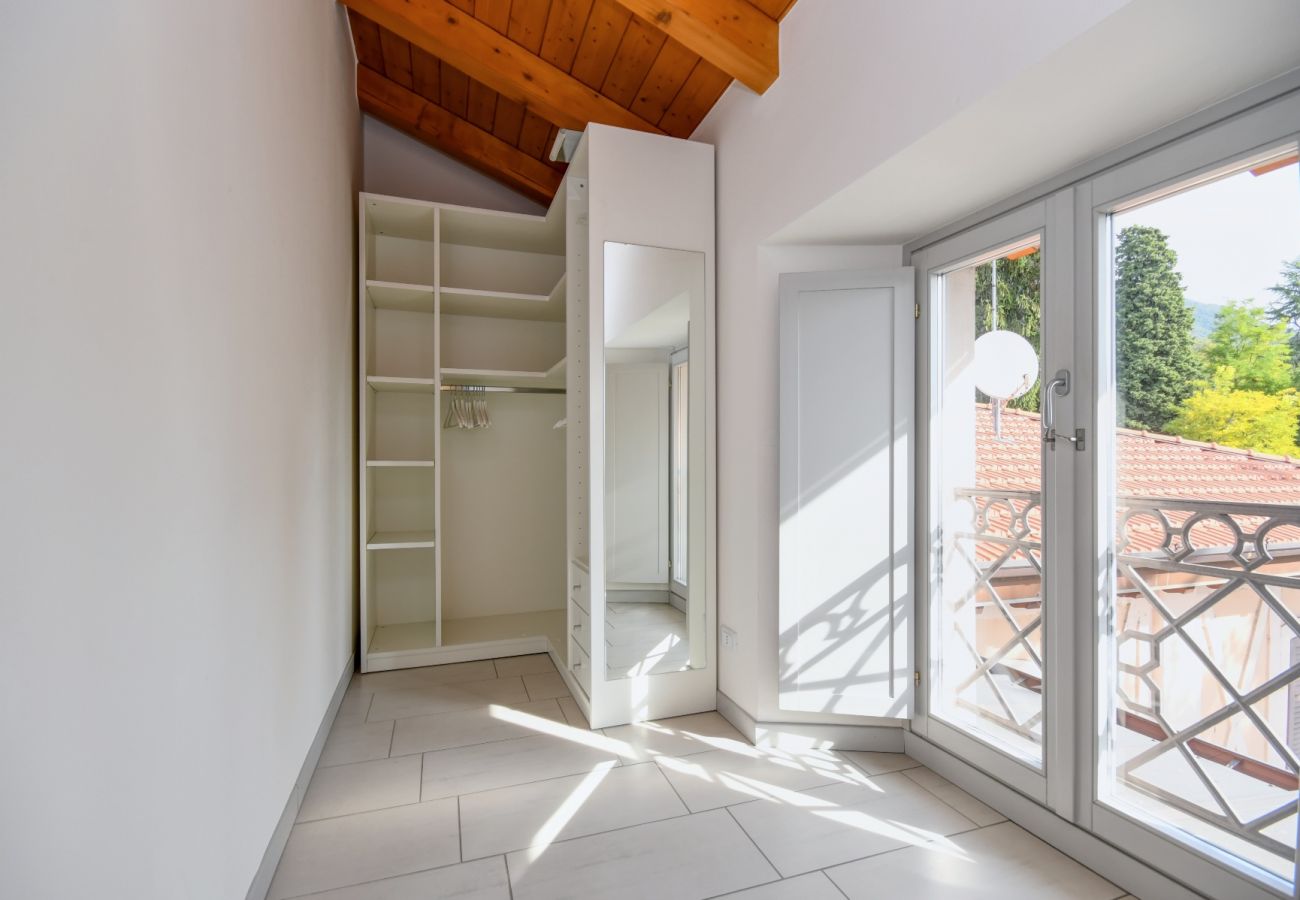 Apartament w Salò - Al Ponte - spazioso appartamento a due passi dalla spiaggia