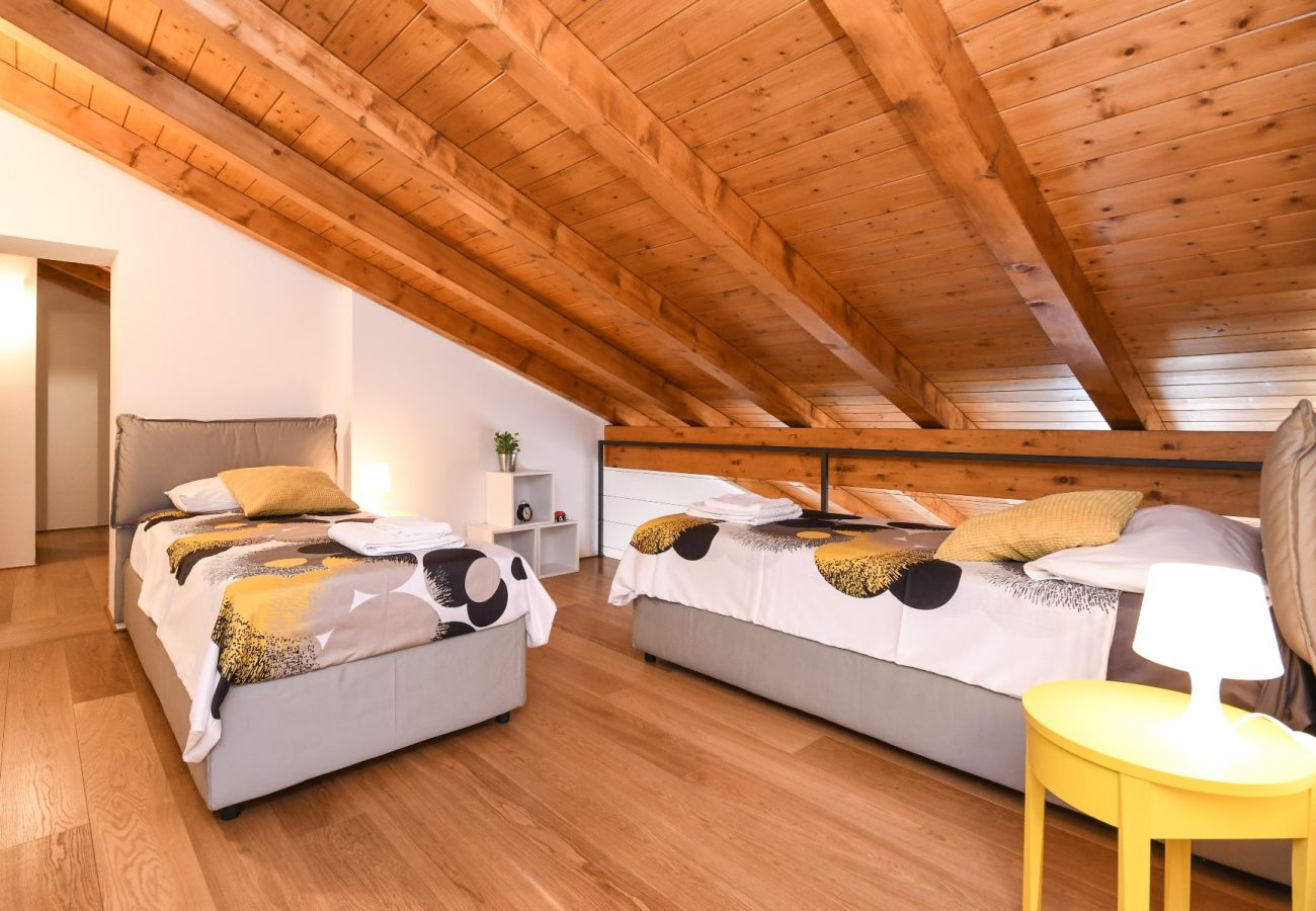 Apartament w Salò - Al Ponte - spazioso appartamento a due passi dalla spiaggia