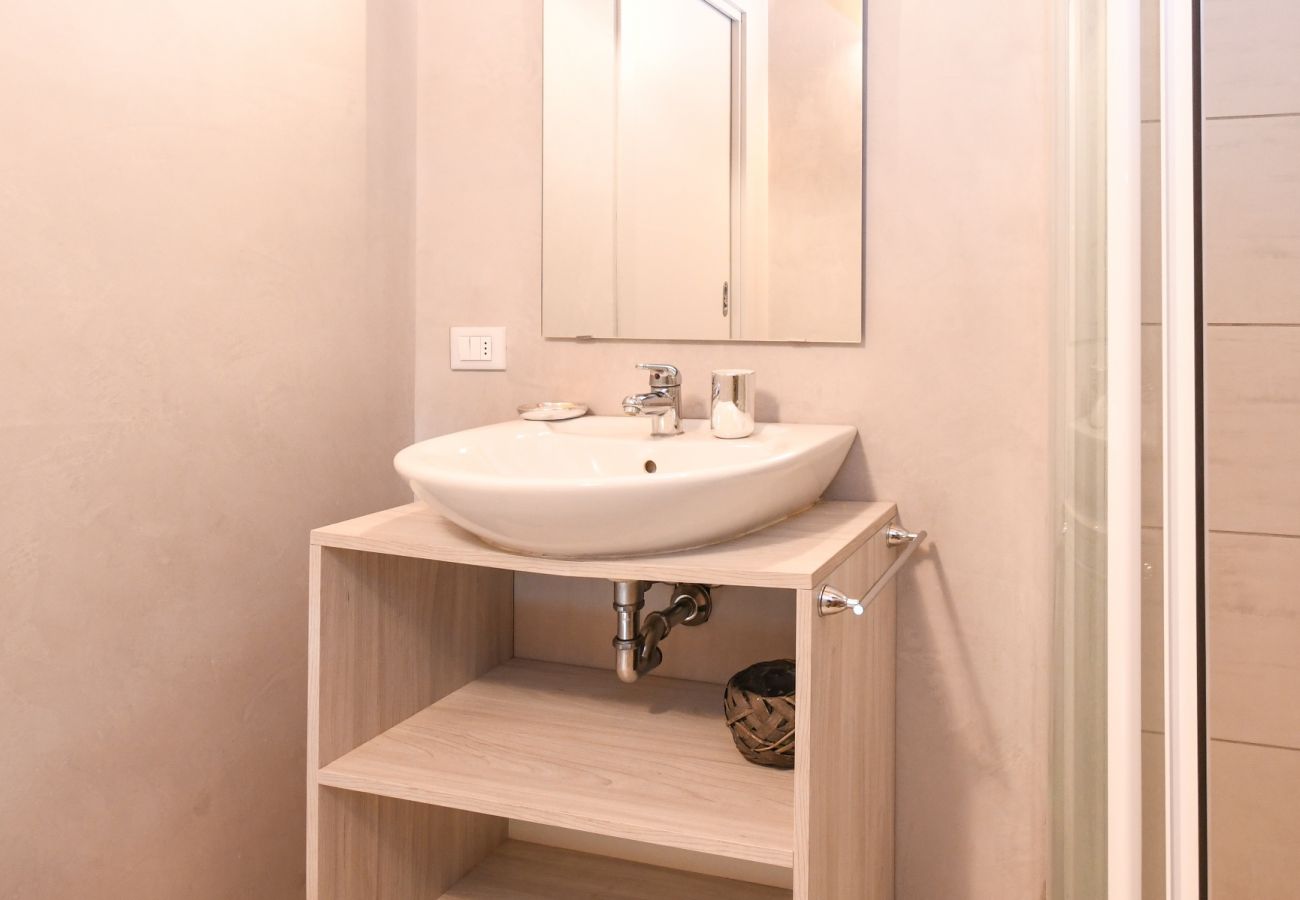 Apartament w Salò - Al Ponte - spazioso appartamento a due passi dalla spiaggia