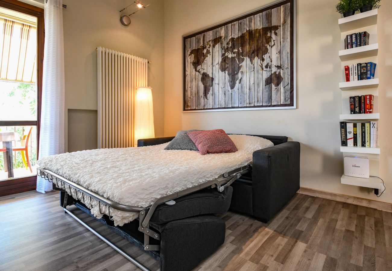 Apartament w San Felice del Benaco - Roccolino appartamento con balcone e piscina in comune