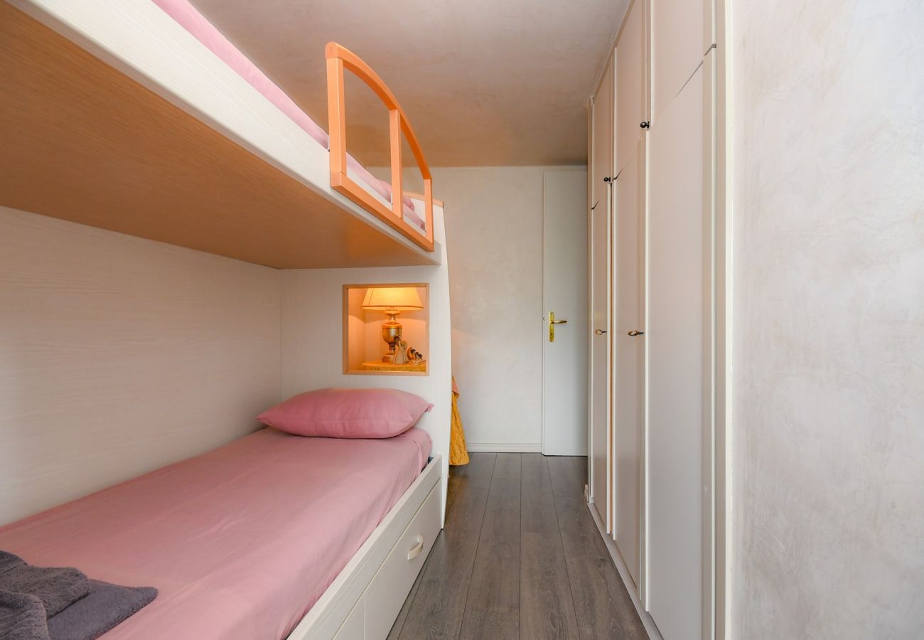 Apartament w Manerba del Garda - Sogno del Lago: appartamento fronte spiaggia