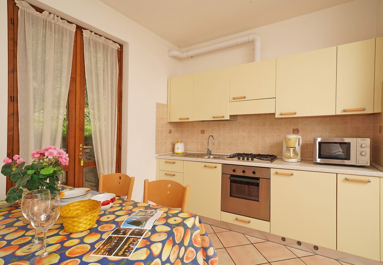 Apartament w Tignale - Luna - appartamento vista lago con due camere da letto