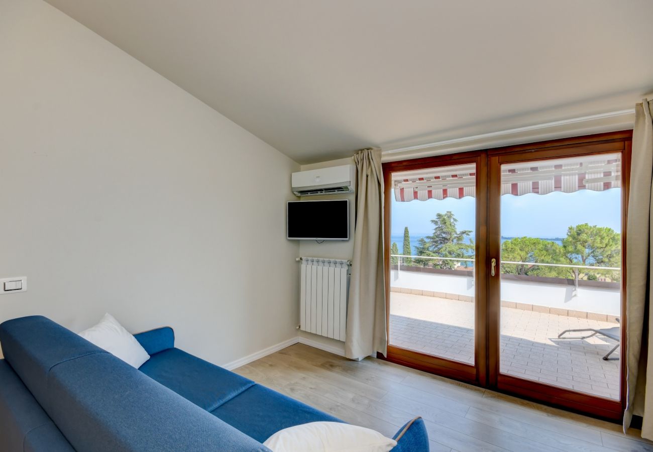 Apartament w Gardone Riviera - Cupido: con ampio balcone vista lago a Gardone Riviera
