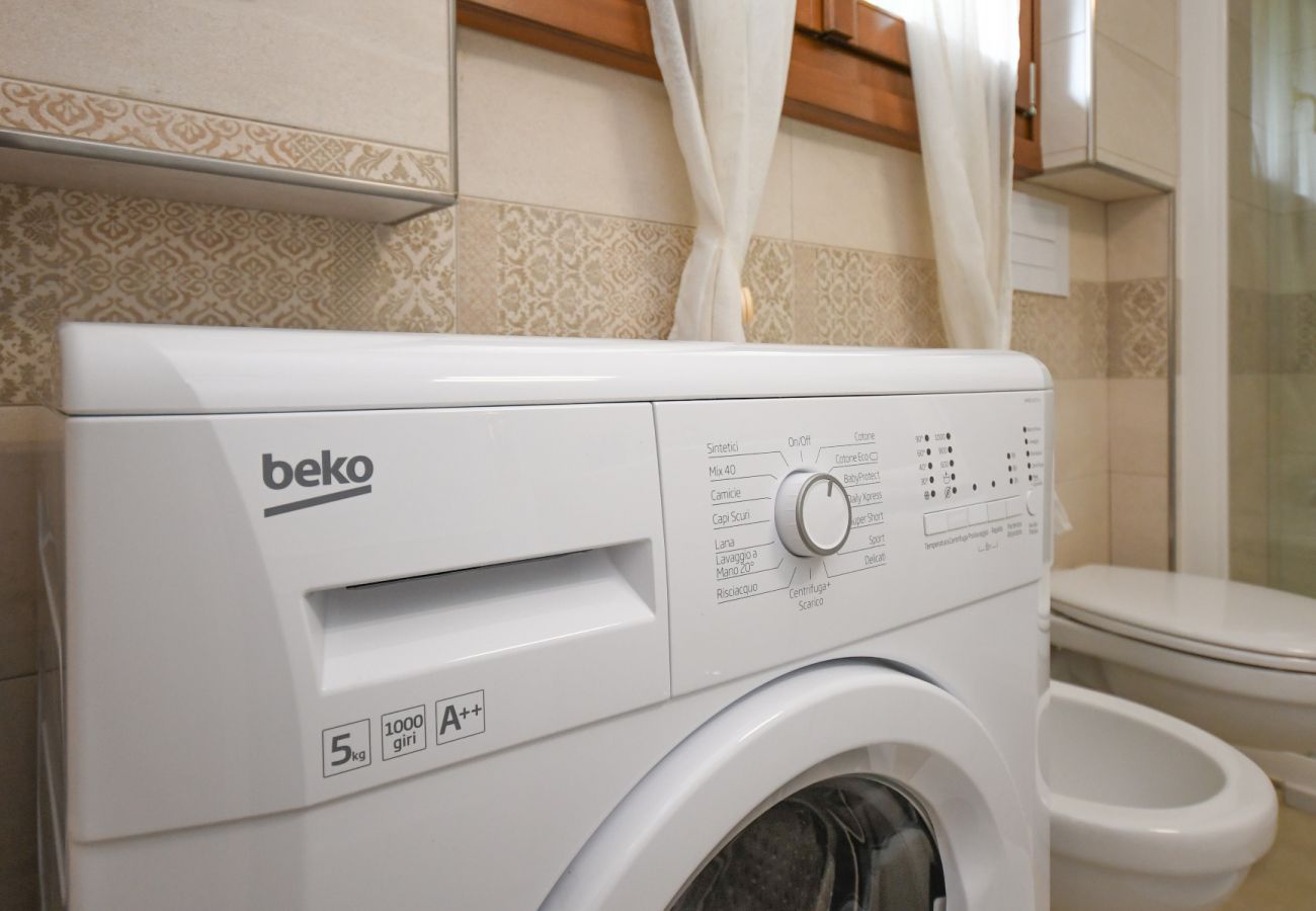 Apartament w Gardone Riviera - Cupido: con ampio balcone vista lago a Gardone Riviera