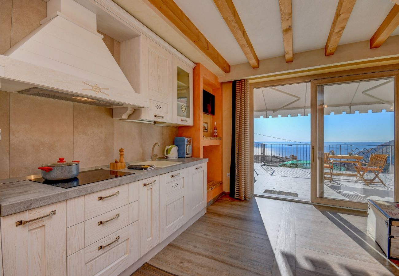 Apartament w Tignale - Principe, con grande balcone e vista lago