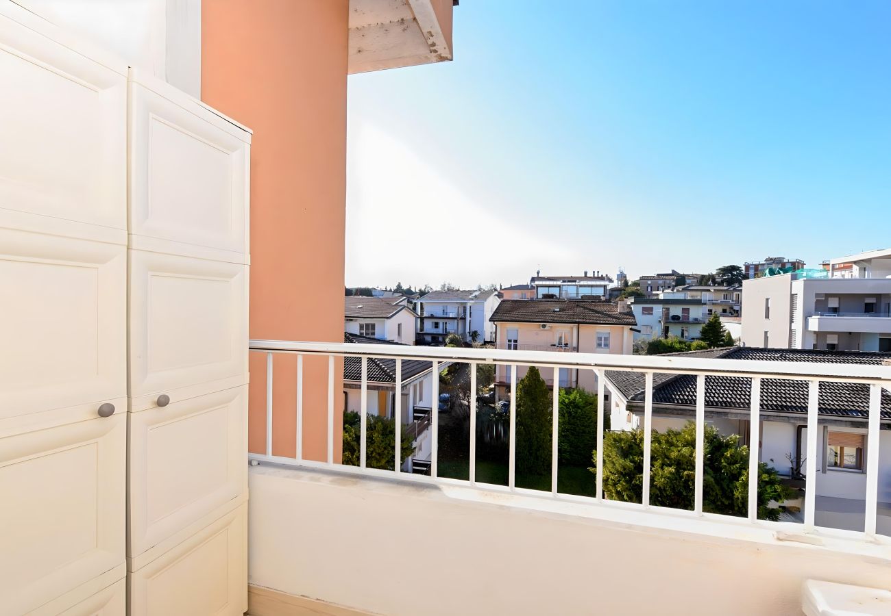 Apartament w Desenzano del Garda - Desenzanoloft La Finestra sul Lago 