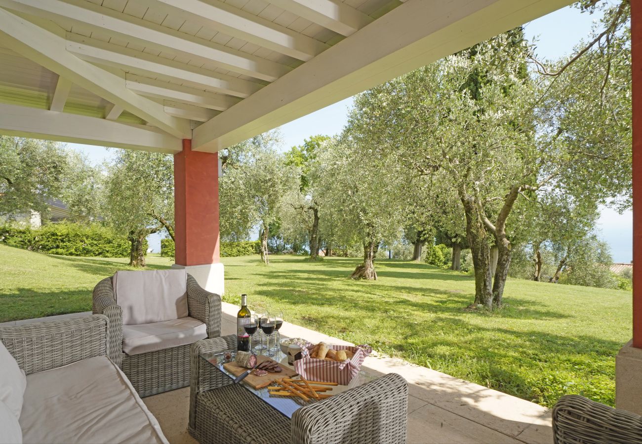 Apartament w Toscolano-Maderno - Cà Rossa -  Ibisco immersi nella natura al di sopra di Toscolano Maderno