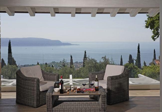  w Toscolano-Maderno - Cà Bianca sopra: immersi nella natura con vista mozzafiato 