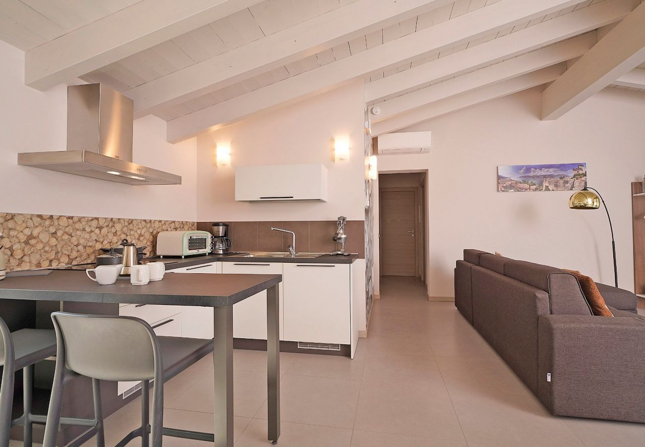 Apartament w Manerba del Garda - Gardaliva5:spazioso con vista lago in piccolo residence vicino al lago