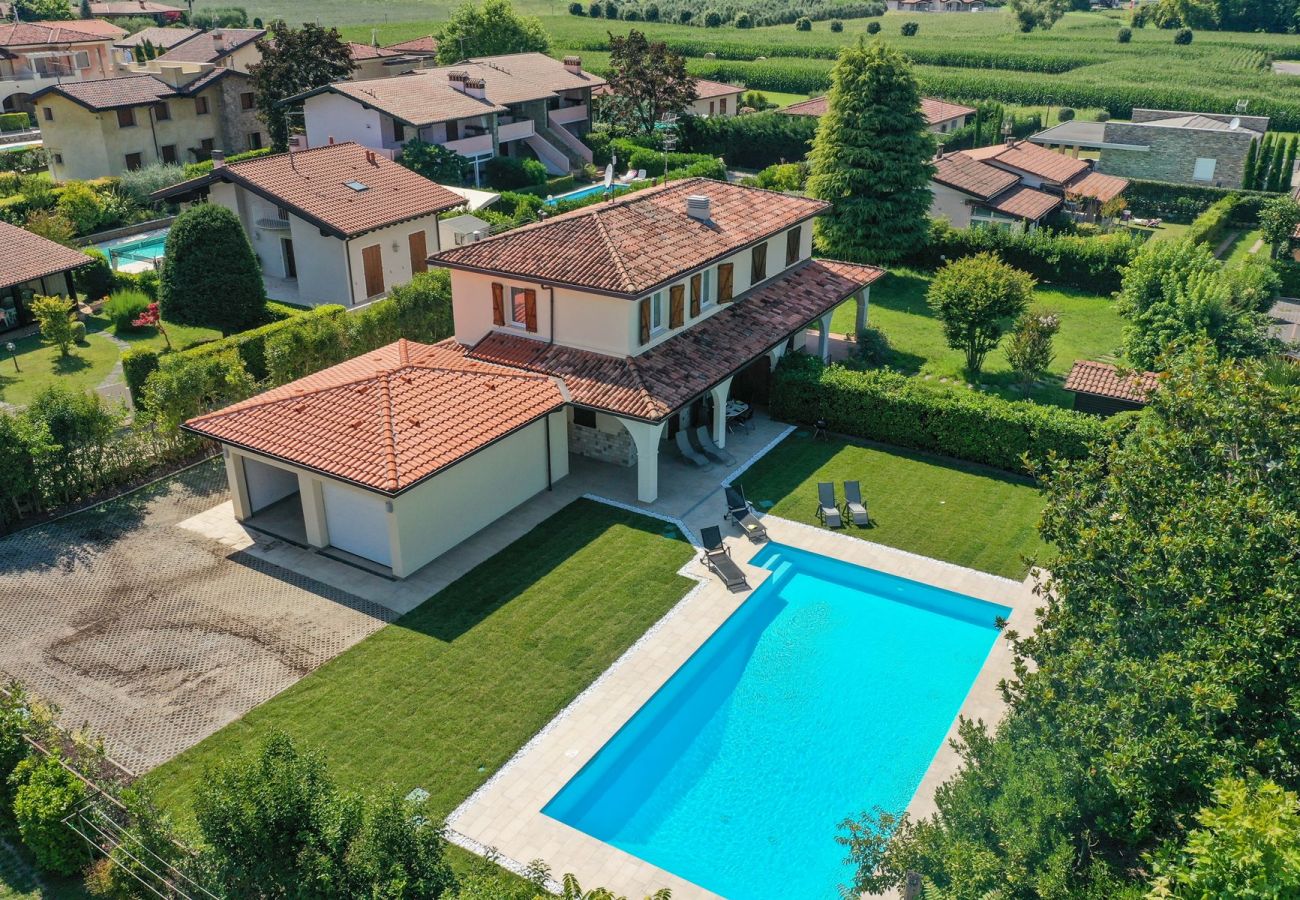 Willa w Manerba del Garda - villa sole, con piscina privata a due passi dalla spiaggia