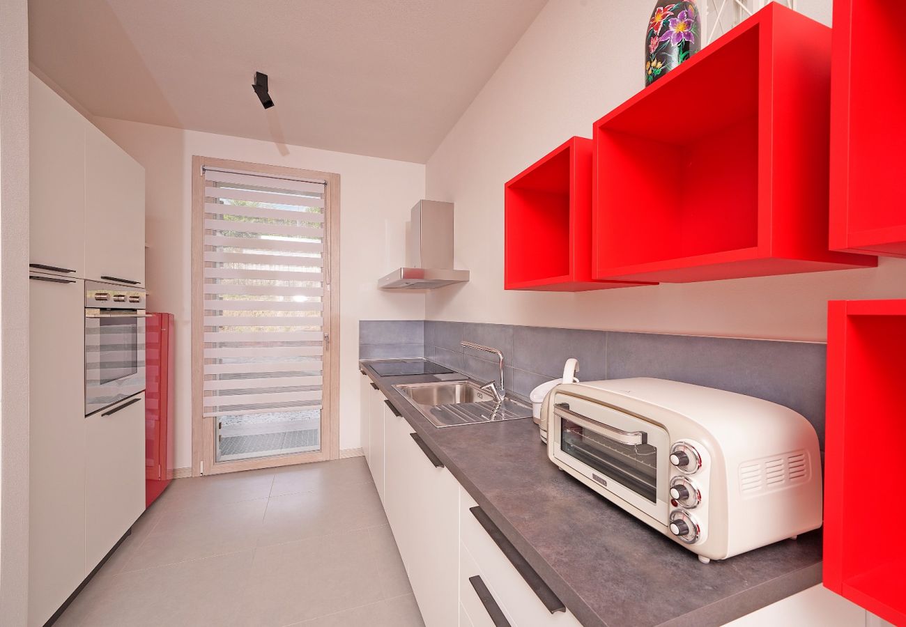 Townhouse w Manerba del Garda - Gardaliva2: con vista lago in residence con piscina vicino al lago