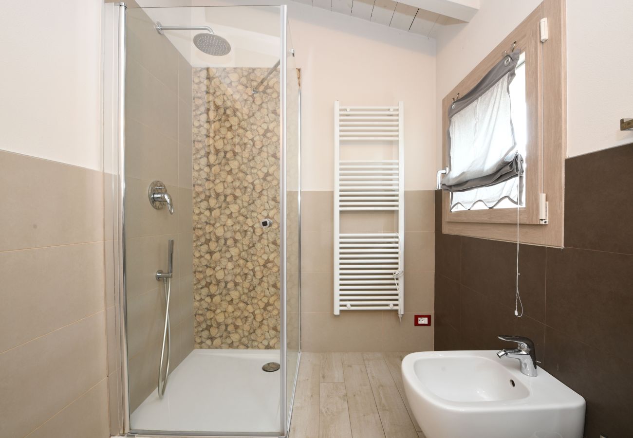 Townhouse w Manerba del Garda - Gardaliva2: con vista lago in residence con piscina vicino al lago