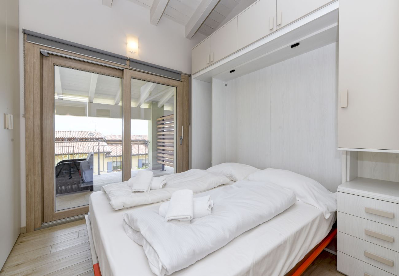 Townhouse w Manerba del Garda - Gardaliva2: con vista lago in residence con piscina vicino al lago