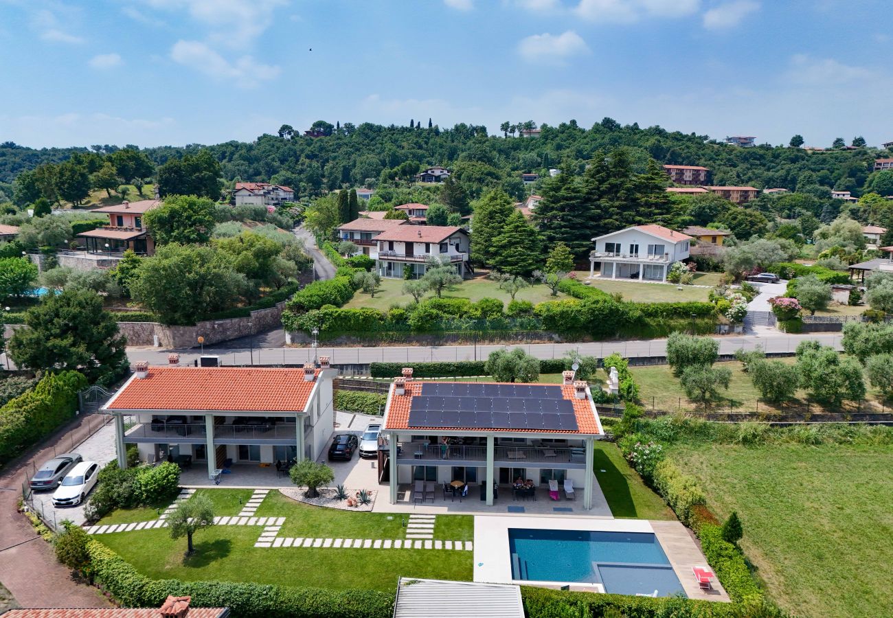 Townhouse w Manerba del Garda - Gardaliva2: con vista lago in residence con piscina vicino al lago