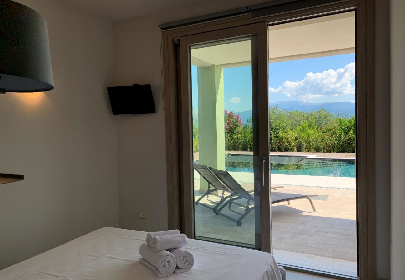 Studio w Manerba del Garda - Gardaliva 4: in piccolo residence con piscina vicino al lago