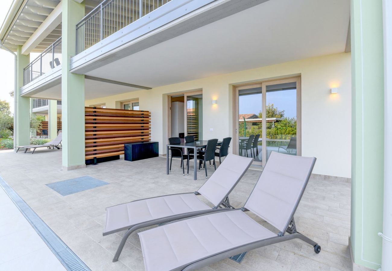 Studio w Manerba del Garda - Gardaliva 4: in piccolo residence con piscina vicino al lago