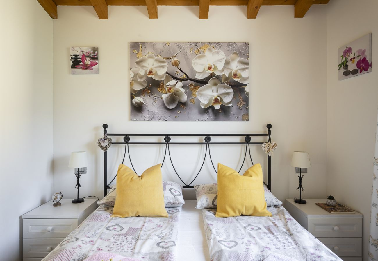 Apartament w Tignale - Albicocca: vista lago, natura e relax