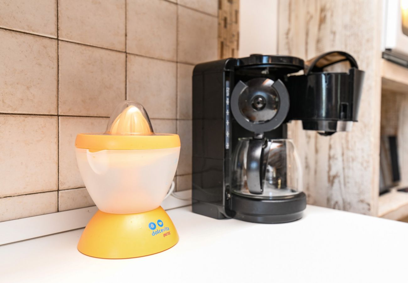 Dom w Tignale - Malga Mary: nel verde con piscina solo per voi ed i proprietari