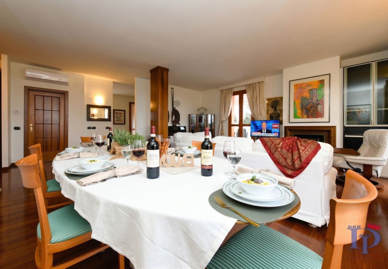 Apartament w Desenzano del Garda - Desenzanoloft Gardastar