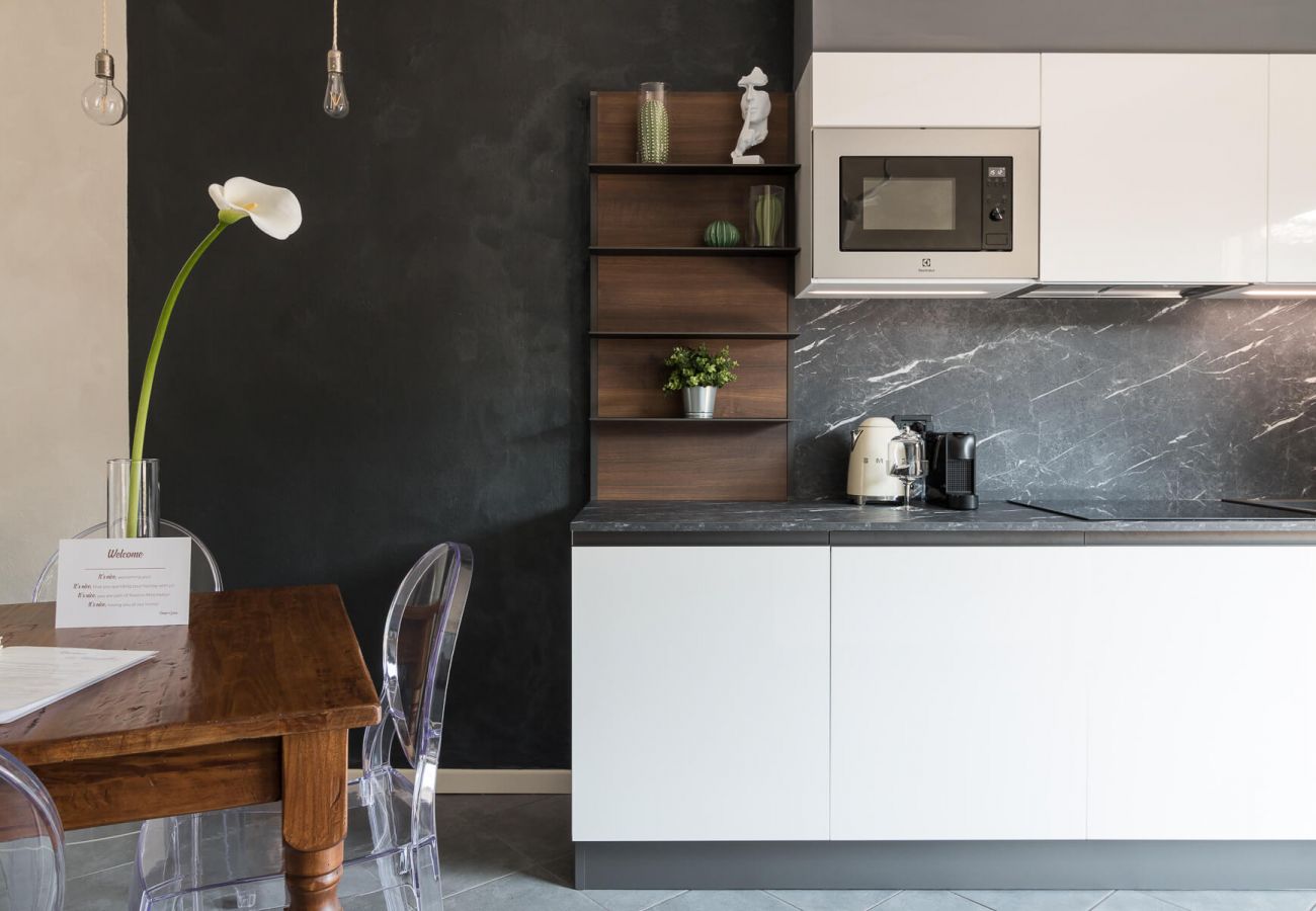 Apartament w Tignale - Rustico Minichèto - La Vigna: curato nei dettagli con balcone vista lago